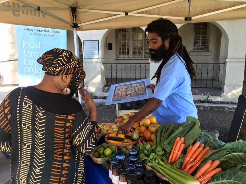 A farmers market sponsored by CSU (Facebook)